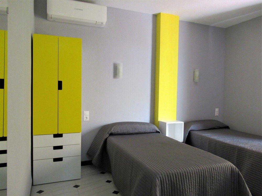 Hostal Tropical Almuñécar Esterno foto