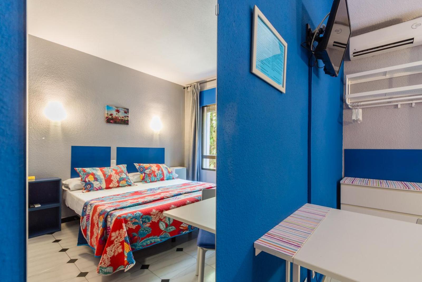 Hostal Tropical Almuñécar Esterno foto