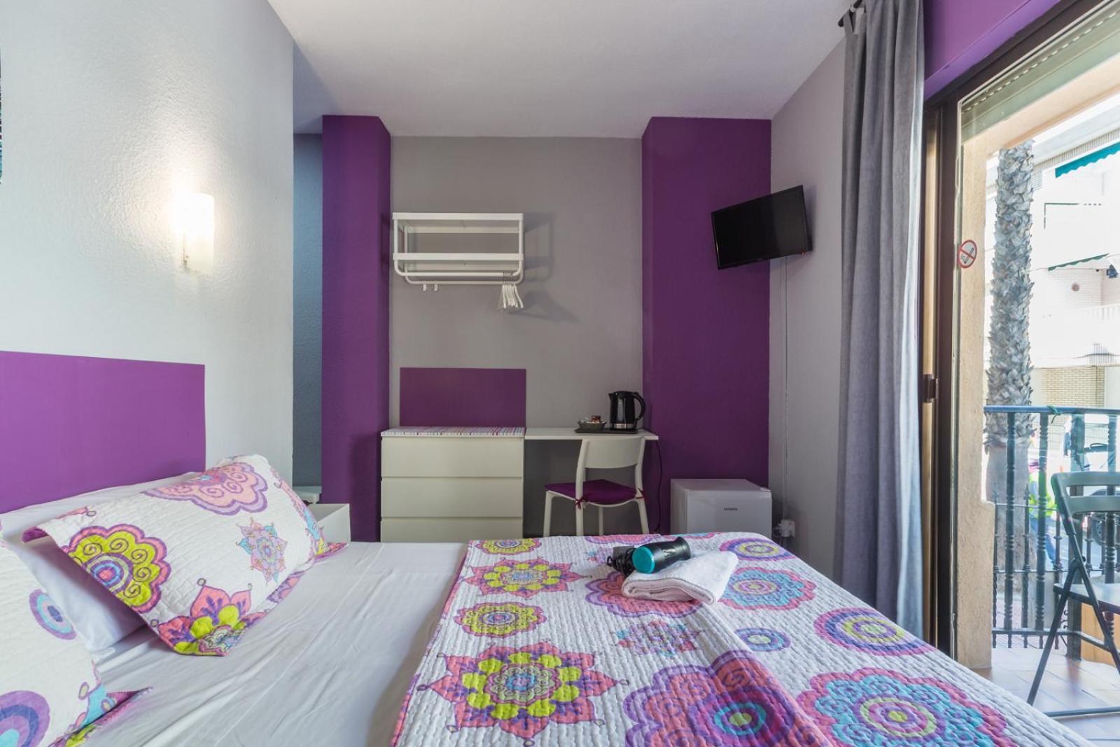 Hostal Tropical Almuñécar Esterno foto
